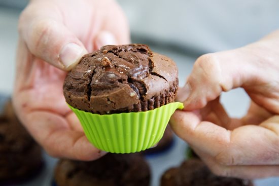 Set med 12 formar för muffins, silikon – tillverkad av Kitchen Craft