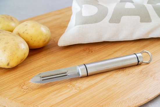 Stainless steel utensil for peeling fruits/vegetables, 20.5 cm - by Kitchen Craft