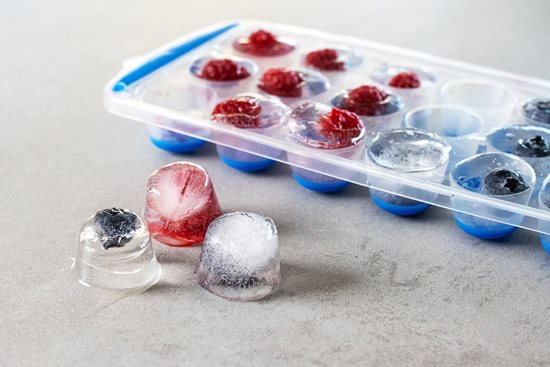 Zásobník na přípravu ledových kostek, 28 x 12 cm, silikonový, modrý - Kitchen Craft