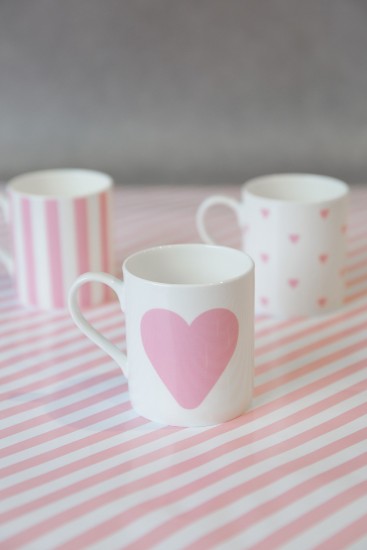 Hrnček, porcelán, 250 ml, "Big pink heart" - Kitchen Craft