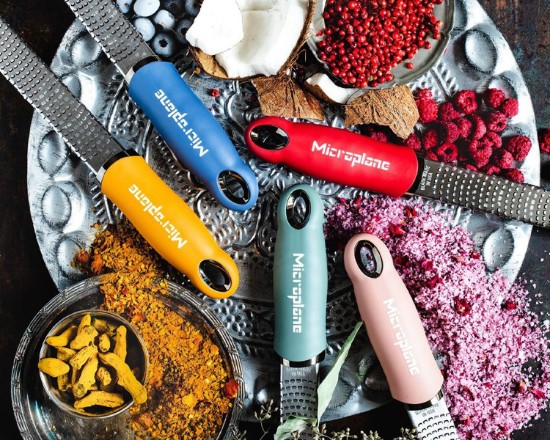 Klasické strúhadlo, chirurgická nehrdzavejúca oceľ, 32,5 cm, Mustard Yellow - Microplane