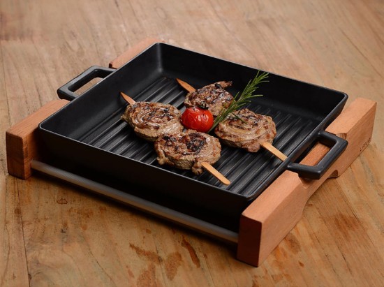 Grill tray, 26 x 26 cm, with wooden stand - LAVA brand