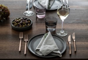 Set di 2 bicchieri da vino, bicchiere di cristallo, 358 ml, Eggplant, "Spirit" - Schott Zwiesel