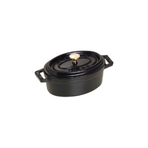 Oval Mini-Cocotte cooking pot made of cast iron 11 cm/0.25 l, <<Black>> - Staub 