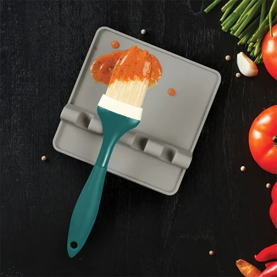 Spoon and kitchen utensil holder - Zokura