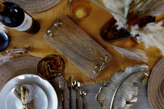 Servírovací tanier, mangové drevo, 31,5 × 15 cm, "Artesa" - Kitchen Craft