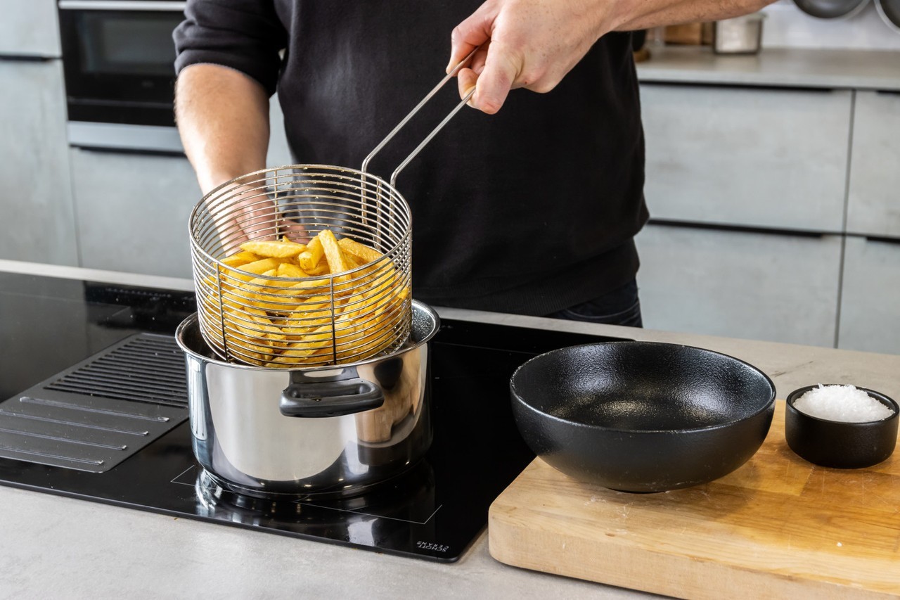 Casseruola-friggitrice con coperchio e cestello per friggere, 20 cm,  acciaio inox - di Kitchen Craft