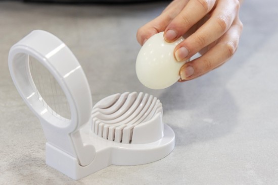 Utensil for slicing eggs - Kitchen Craft