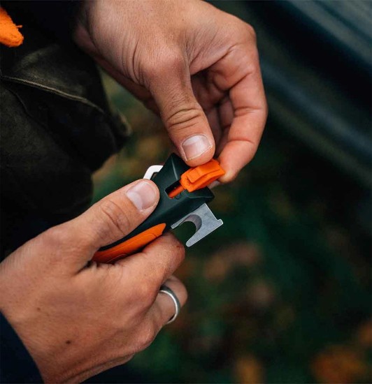 Tick removing tool, "Explore" - Opinel