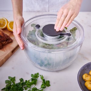 Salad spinner, plastic, 26,6 cm / 4.7 L, "Good Grips" - OXO