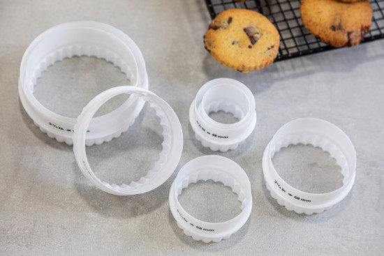 Set de 7 formes pour couper la pâte en nylon - par Kitchen Craft