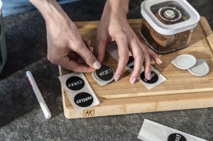 Set di 11 etichette in silicone con pennarello a gesso, "Cube" - Zwilling