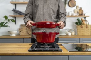 Set of 2 cookwares Cocotte, cast iron, 24 cm, Cherry - Staub