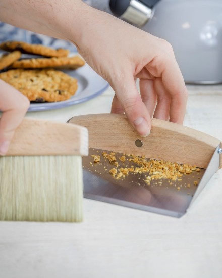 Brush with dust pan, "Living Nostalgia" - Kitchen Craft