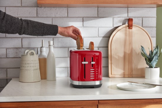 Hriankovač 2 sloty 980 W, Empire Red - KitchenAid