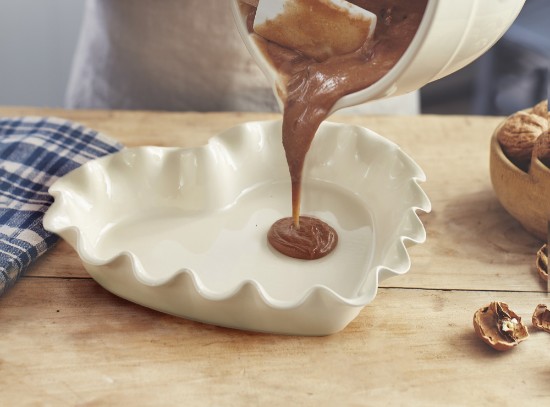 Baking dish, heart-shaped, ceramic, 33 x 29 cm, Clay – Emile Henry 