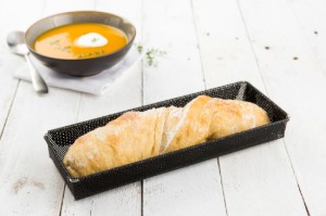 Bandeja perforada para hornear baguettes, fibra de vidrio, 30 × 8 × 3 cm - NoStik