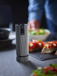 Electric pepper grinder, 15 cm, 'Line', 'Carbon' - Peugeot