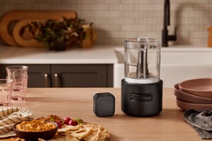 Zerkleinerer "Go" mit Akku, kabellos, 1.18L, Matte Black - KitchenAid