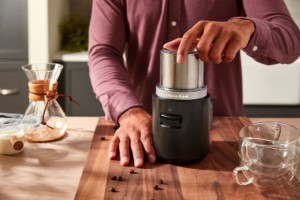 Macinacaffè a batteria GO, 113g, con batteria, Matte Black - KitchenAid