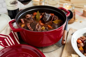 Cocotte-Kochtopf, Gusseisen, 24cm/3,8L, Bordeaux - Staub
