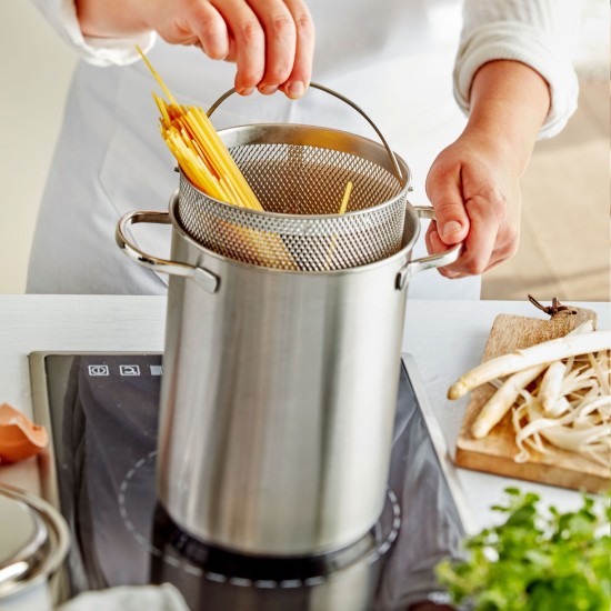 Marmite pour faire bouillir légumes/pâtes, 16 cm/4,5 l, de la gamme Spécialités, acier inoxydable - Demeyere 