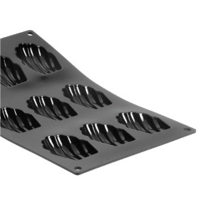 Silicone mold for 9 madlenes, 30 x 17.5 cm - "de Buyer" brand