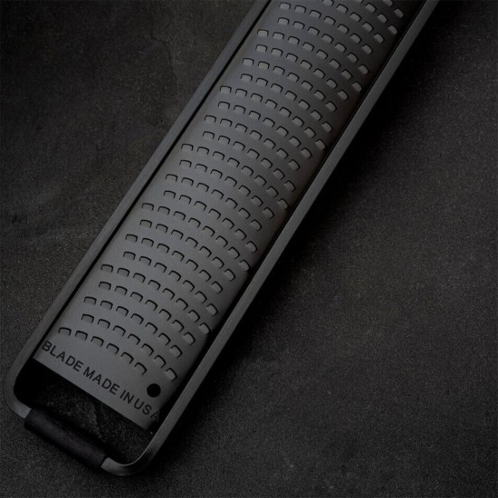 Rallador de cítricos premium, acero inoxidable, 31 x 4,7 cm, gama "Black Sheep" - Microplane