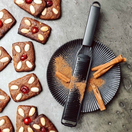 Rallador de cítricos premium, acero inoxidable, 31 x 4,7 cm, gama "Black Sheep" - Microplane