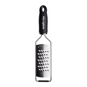 Extra-coarse grater made of stainless steel, 30.5 x 6.5 cm  - Microplane brand