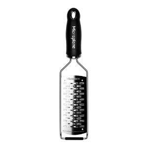 Grater julienne 30.5 x 6.5 cm magħmul mill-istainless steel - Microplane