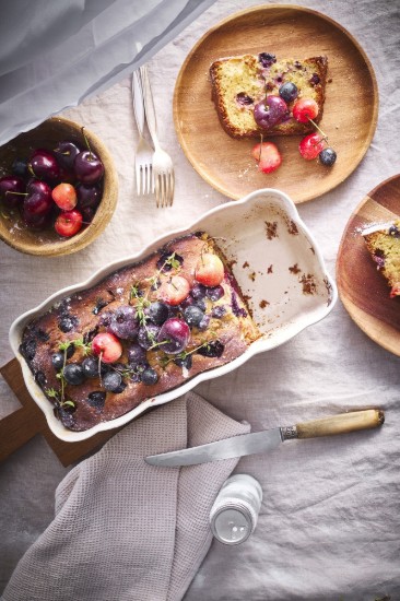 Sponge cake baking pan, ceramic, 28.5 x 13 cm / 1.8 L, Clay - Emile Henry