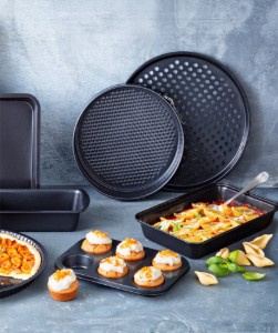 Geperforeerde pizzapan, koolstofstaal, 31cm, "Daily" - Pyrex