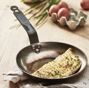 Omelette pan, steel, 20 cm, "Mineral B" - de Buyer