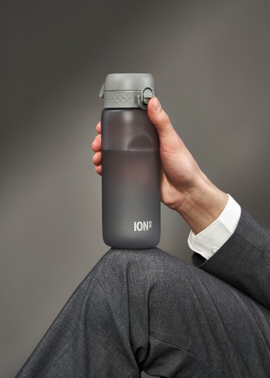 Vesipullo, kierrätettävä, 750ml, Grey - Ion8