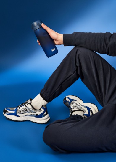 Vesipullo, kierrätettävä, 750ml, Navy - Ion8