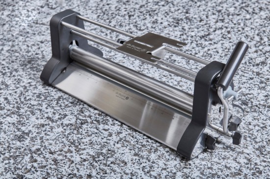 Dough sheeter, stainless steel - de Buyer