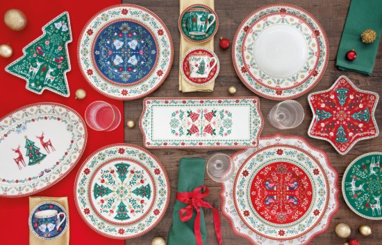Christmas tree-shaped platter, porcelain, 25.5 x 20.5 cm, "Christmas Folk" - Nuova R2S