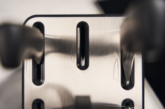 7-osaline noakomplekt sisseehitatud teritusmooduliga, "TWIN Four Star" - Zwilling