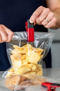 Sraith de 4 ghearrthóga mála, plaisteach, Empire Red - KitchenAid