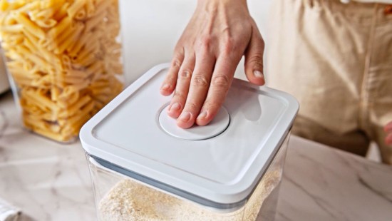 Квадратна посуда за храну, пластична, 16 к 16 к 24 цм, 4,2 Л - OXO