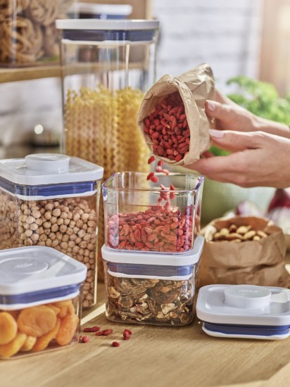 Square food container, plastic, 11 x 11 x 8 cm, 0.4 L - OXO