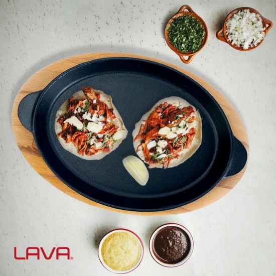 Oval fajita tray, cast iron, 24 x 18 cm, with wooden stand - LAVA