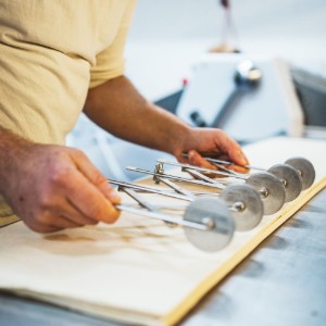 Coupe-pâte extensible, 5 roues, acier inoxydable - Westmark