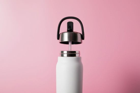 Geïsoleerde waterfles met ingebouwd rietje, roestvrij staal, 700 ml, "Explorer Flip Straw", Moonstone - S'well