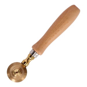 Wycinacz do ciasta na makaron, prosty ostrze, mosiężny, 38 mm - Zokura