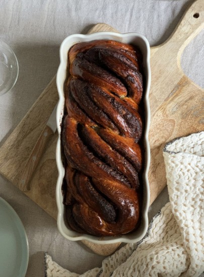 Sponge cake baking pan, ceramic, 28.5 x 13 cm / 1.8 L, Clay - Emile Henry