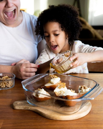 Plato cuadrado, fabricado en vidrio resistente al calor, 22 x 22 cm / 2,4 L,, "Let's Share" - Pyrex