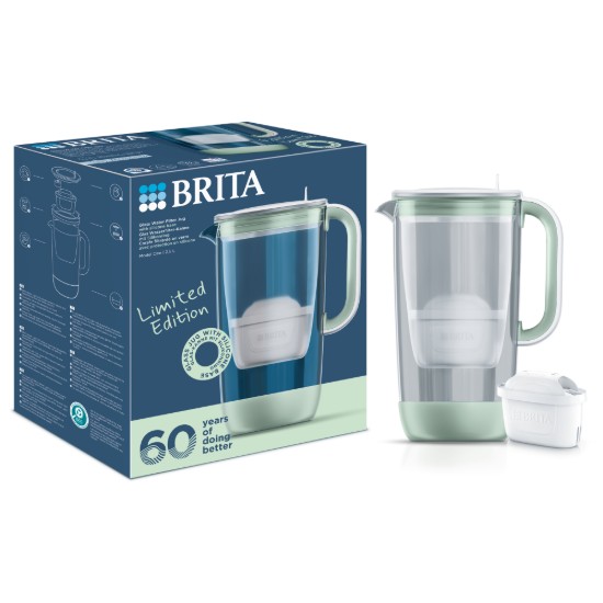 Jubilejas izdevuma 60 gadu ūdens filtrēšanas krūze, izgatavota no stikla, BRITA MAXTRA (gaiši zaļa), komplektā 1 Pure Performance filtrs