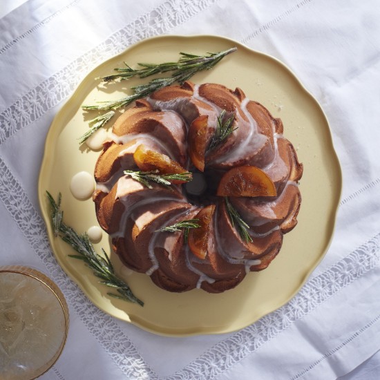 Servirni pladenj, keramika, 31 cm, Vanilla, "Madeleine" - Emile Henry